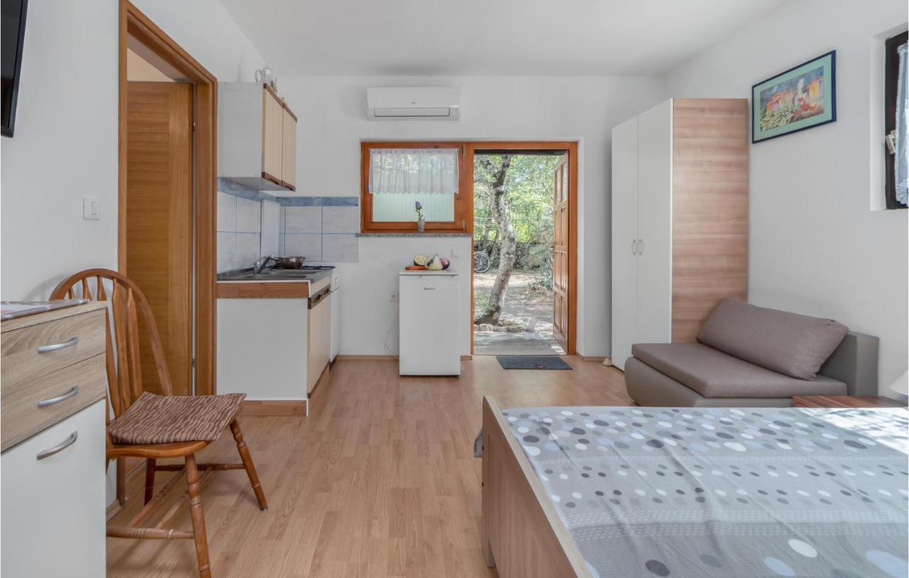 Pet Friendly Apartment In Pinezici With Wifi Exterior foto